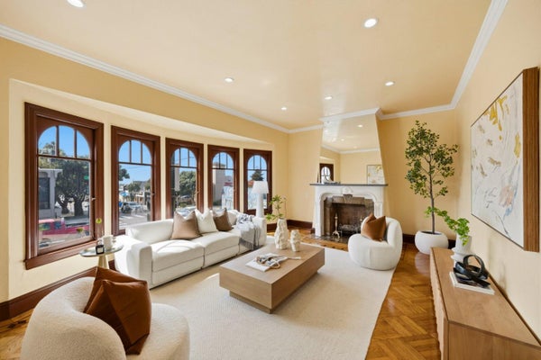 1800 19TH AVE, SAN FRANCISCO, CA 94122 - Image a35eb66066e16fcc83451befa4fdce54/1010645637