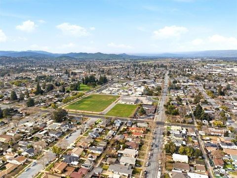 Tiny photo for 7681 Hanna Street, GILROY, CA 95020 (MLS # ML82033914)