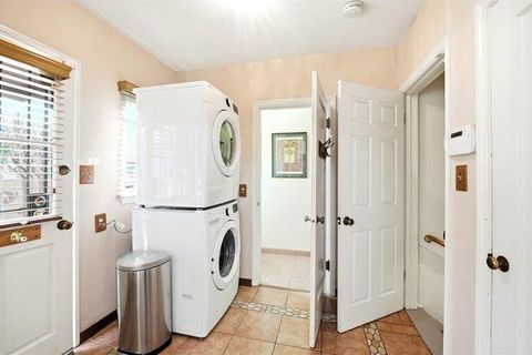 Tiny photo for 7681 Hanna Street, GILROY, CA 95020 (MLS # ML82033914)