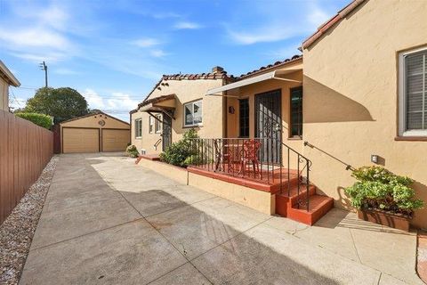 Tiny photo for 7681 Hanna Street, GILROY, CA 95020 (MLS # ML82033914)