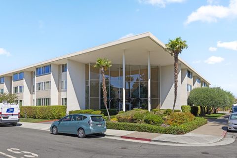 Photo of 200 Elm Street #107, SAN MATEO, CA 94401 (MLS # ML82021752)