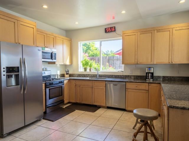 341 Dumbarton Avenue