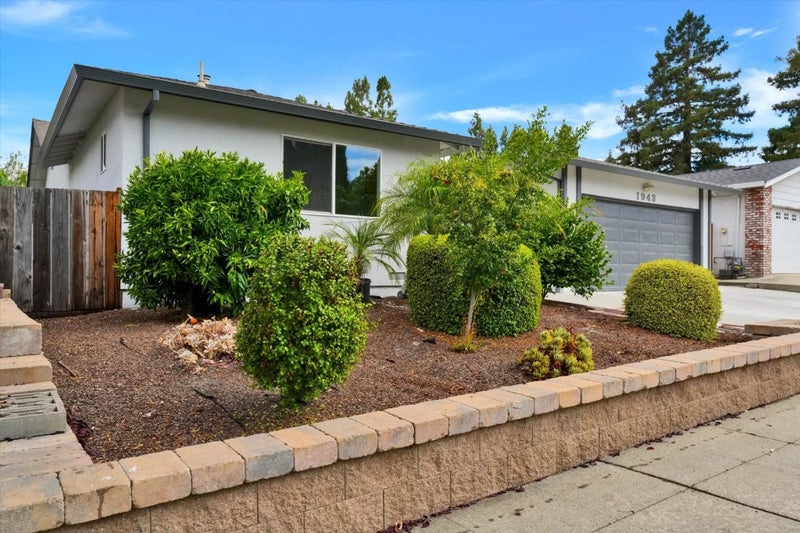 1943 Everglades Drive