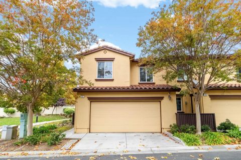 Tiny photo for 4182 Lautrec Drive, SAN JOSE, CA 95135 (MLS # ML82029572)