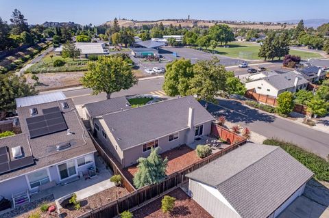 Tiny photo for 528 Edelweiss Drive, SAN JOSE, CA 95136 (MLS # ML82045387)