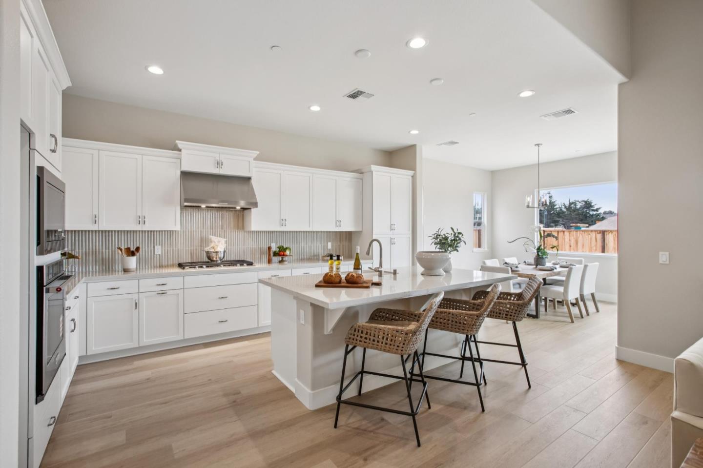 3088 Arroyo Drive