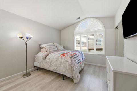Tiny photo for 6995 Rodling Drive #F, SAN JOSE, CA 95138 (MLS # ML82041135)