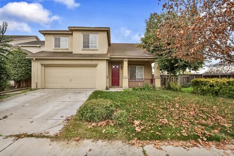 Photo of 1342 Canyon Creek Drive, NEWMAN, CA 95360 (MLS # ML82030655)