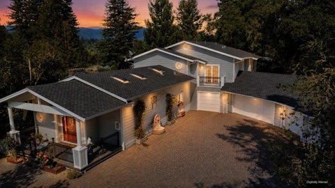Photo of 24010 Summit Woods Drive, LOS GATOS, CA 95033 (MLS # ML82042923)
