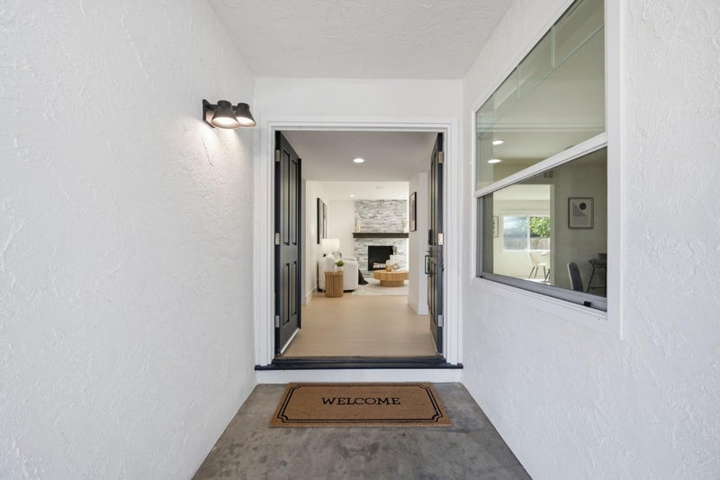 1098 Cheswick Drive