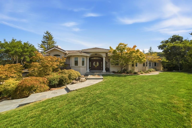 27960 Roble Blanco Court