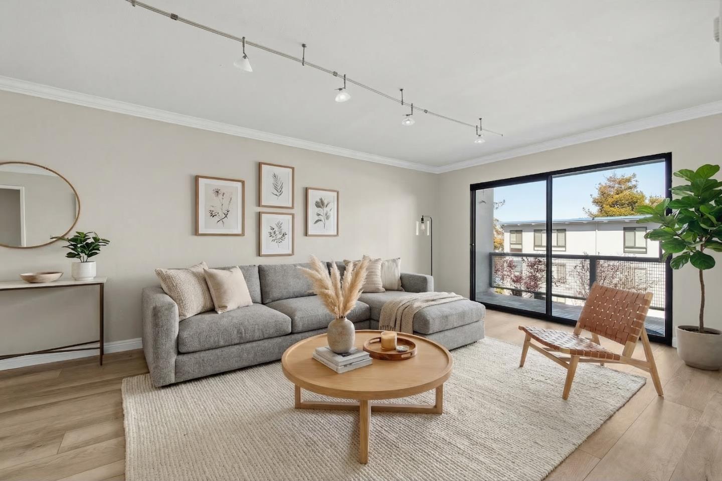 8 Commodore Drive C457