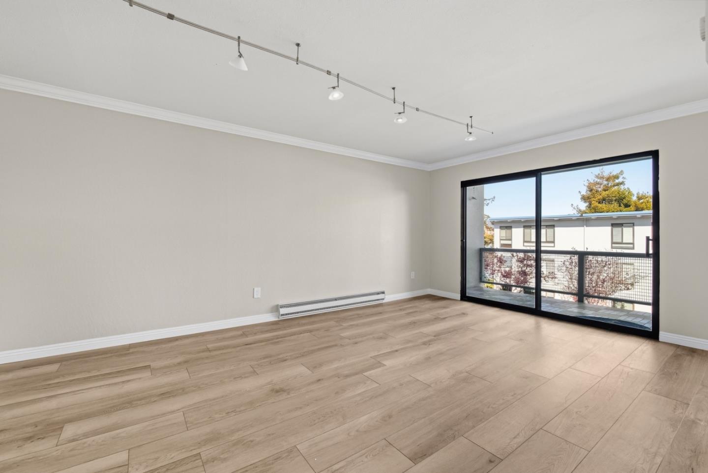 8 Commodore Drive C457