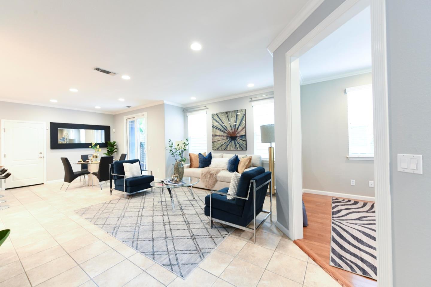 393 Rayos Del Sol Drive