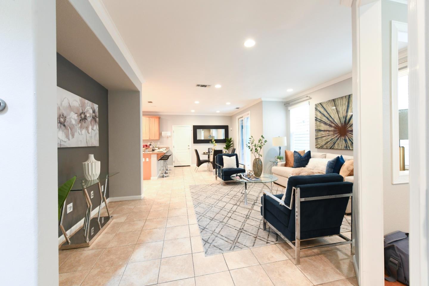 393 Rayos Del Sol Drive