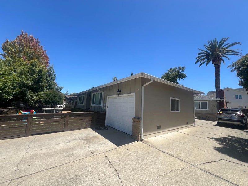 1036 Dodge Drive