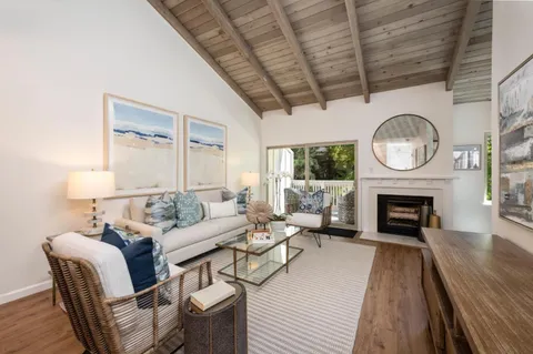 38 Weepingridge Court, San Mateo, CA 94402 - #: ML82018809