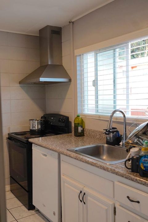 Tiny photo for 27505 Tampa Avenue #39, HAYWARD, CA 94544 (MLS # ML82036890)