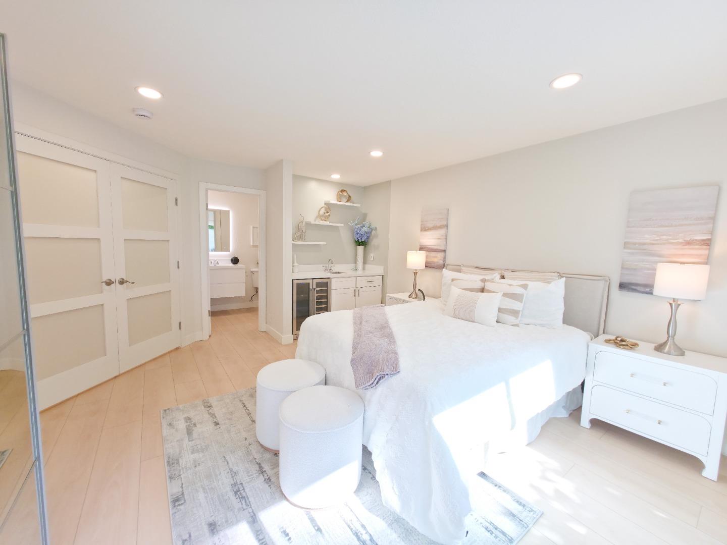 4849 Cherrythorne Lane