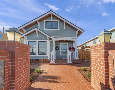 272 Clay Street MONTEREY CA 93940