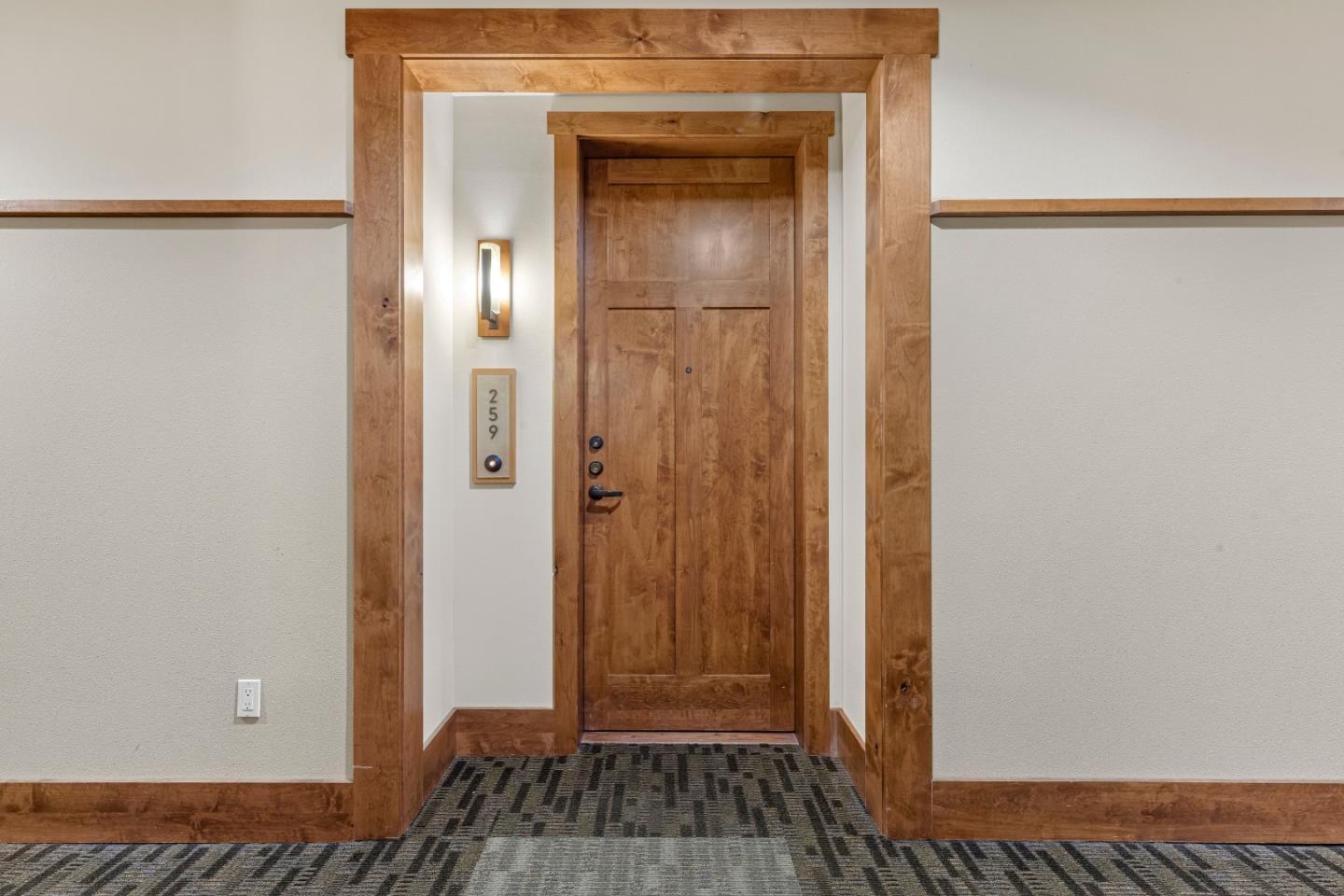 2881 Meridian Avenue 259
