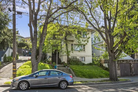 326 Athol Avenue, Oakland, CA 94606 - #: ML82042941