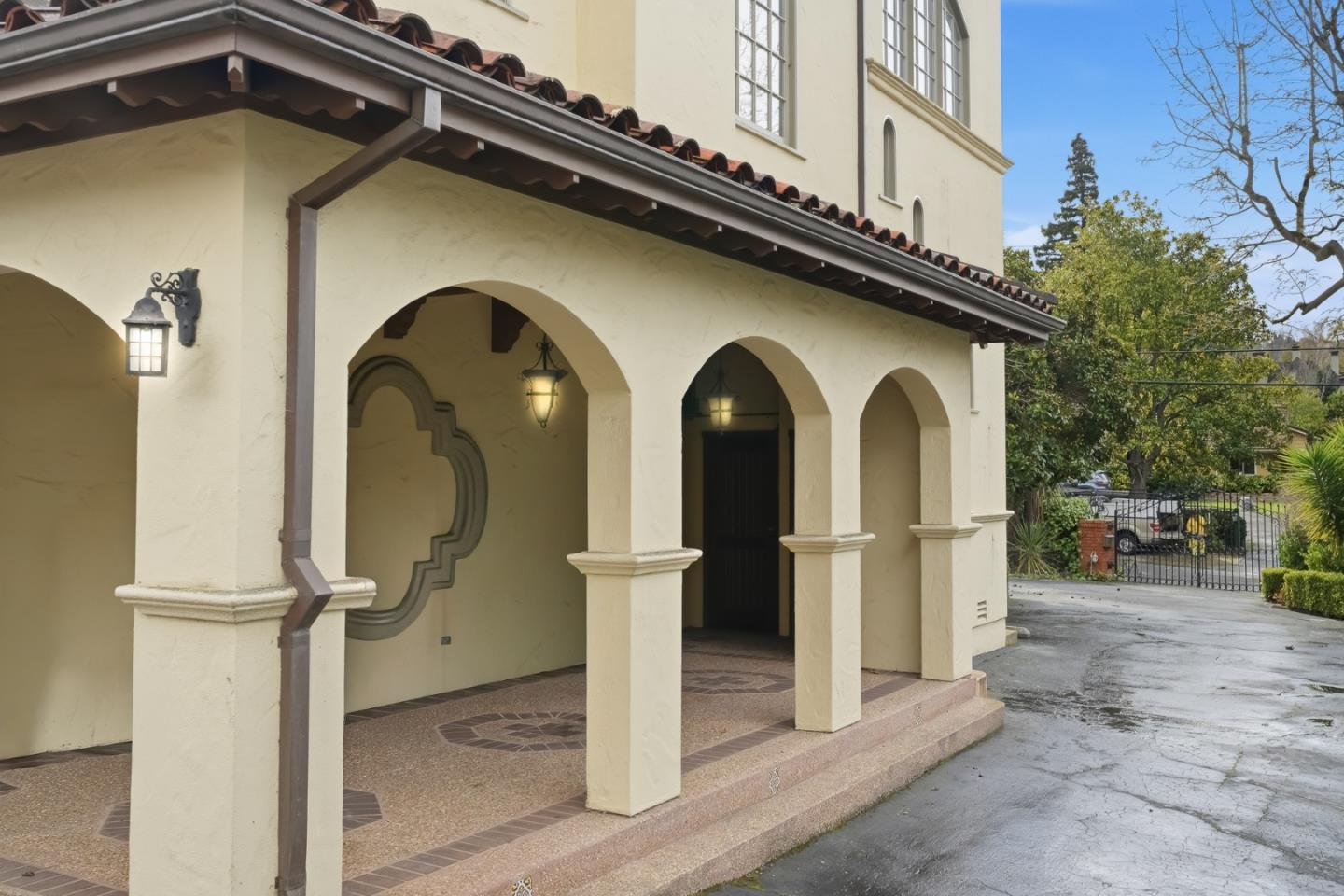 730 Hillsborough Boulevard