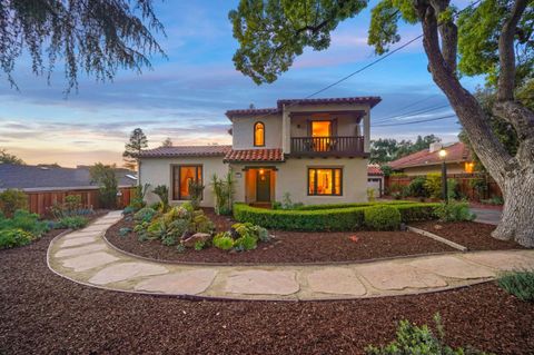 Photo of 5401 Greenside Drive, SAN JOSE, CA 95127 (MLS # ML82044086)