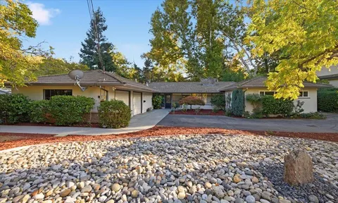 20510 Brookwood Lane, Saratoga, CA 95070 - #: ML82026408