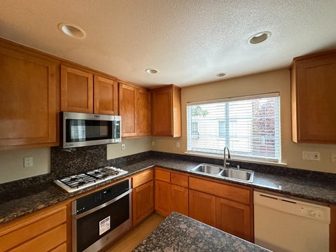 Tiny photo for 223 Vista Roma Way, SAN JOSE, CA 95136 (MLS # ML82063489)