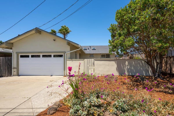 465 TERRACE AVE, MOSS BEACH, CA 94038 - Image a6e53bb1b2fd0b15da3917bbd2e7e236/407608561