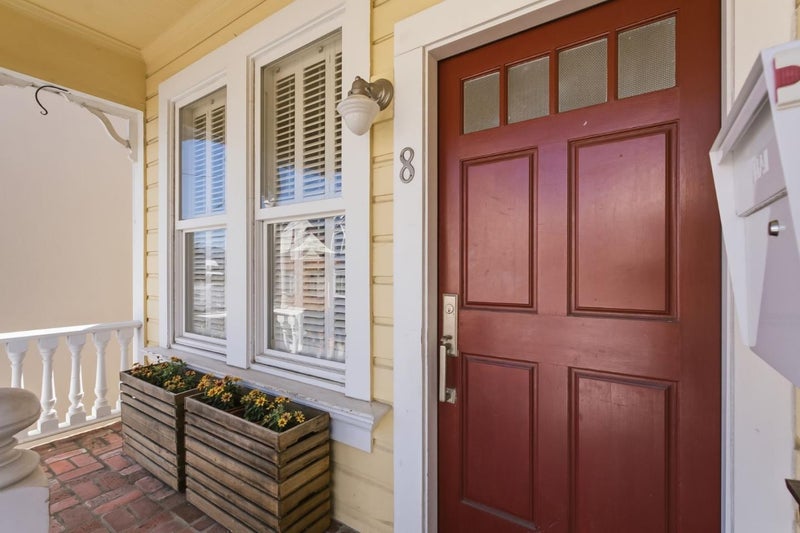 8 Porter Street