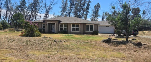 Photo of 17277 Olinda Road, ANDERSON, CA 96007 (MLS # ML82052418)