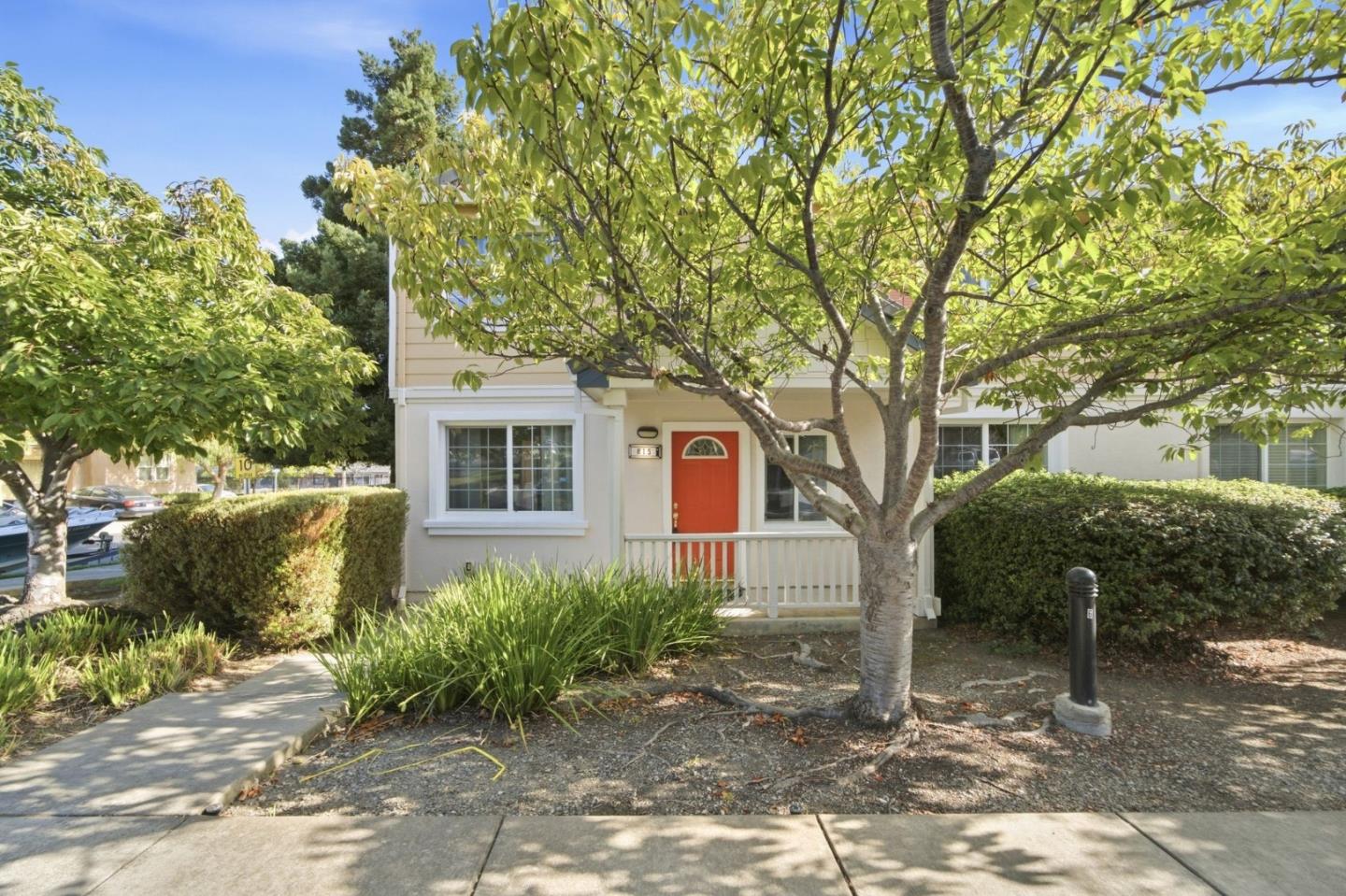 815 Daniels Avenue
