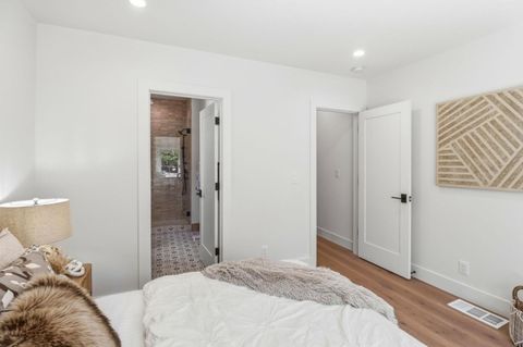 Tiny photo for 445 Iris Street, Redwood City, CA 94062 (MLS # ML82041269)