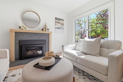 Tiny photo for 445 Iris Street, Redwood City, CA 94062 (MLS # ML82041269)