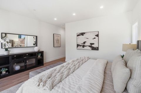 Tiny photo for 445 Iris Street, Redwood City, CA 94062 (MLS # ML82041269)