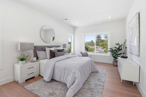 Tiny photo for 445 Iris Street, Redwood City, CA 94062 (MLS # ML82041269)