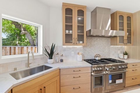 Tiny photo for 445 Iris Street, Redwood City, CA 94062 (MLS # ML82041269)