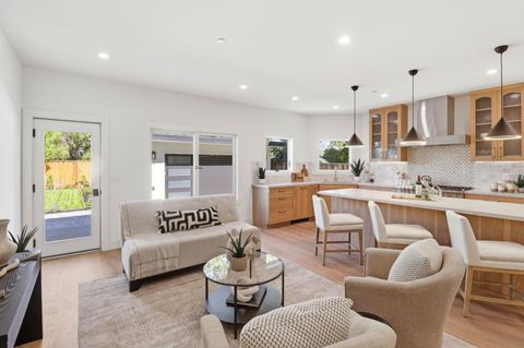 Tiny photo for 445 Iris Street, Redwood City, CA 94062 (MLS # ML82041269)