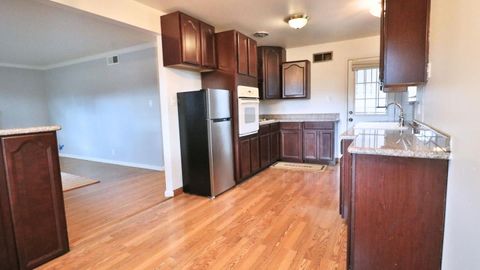 Tiny photo for 1135 Beech Street, East Palo Alto, CA 94303 (MLS # ML82035171)