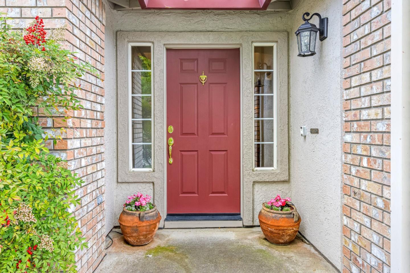 312 La Vela Court