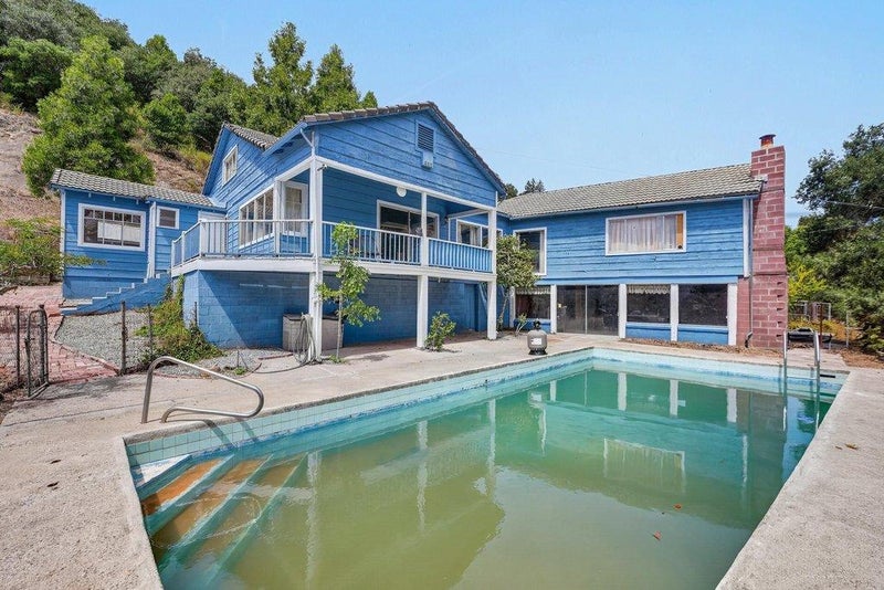 4180 Glenwood Drive