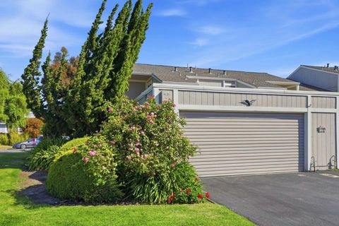 Photo of 815 Rigel Lane, FOSTER CITY, CA 94404 (MLS # ML82044172)