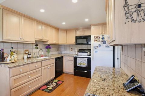 Tiny photo for 815 Rigel Lane, FOSTER CITY, CA 94404 (MLS # ML82044172)