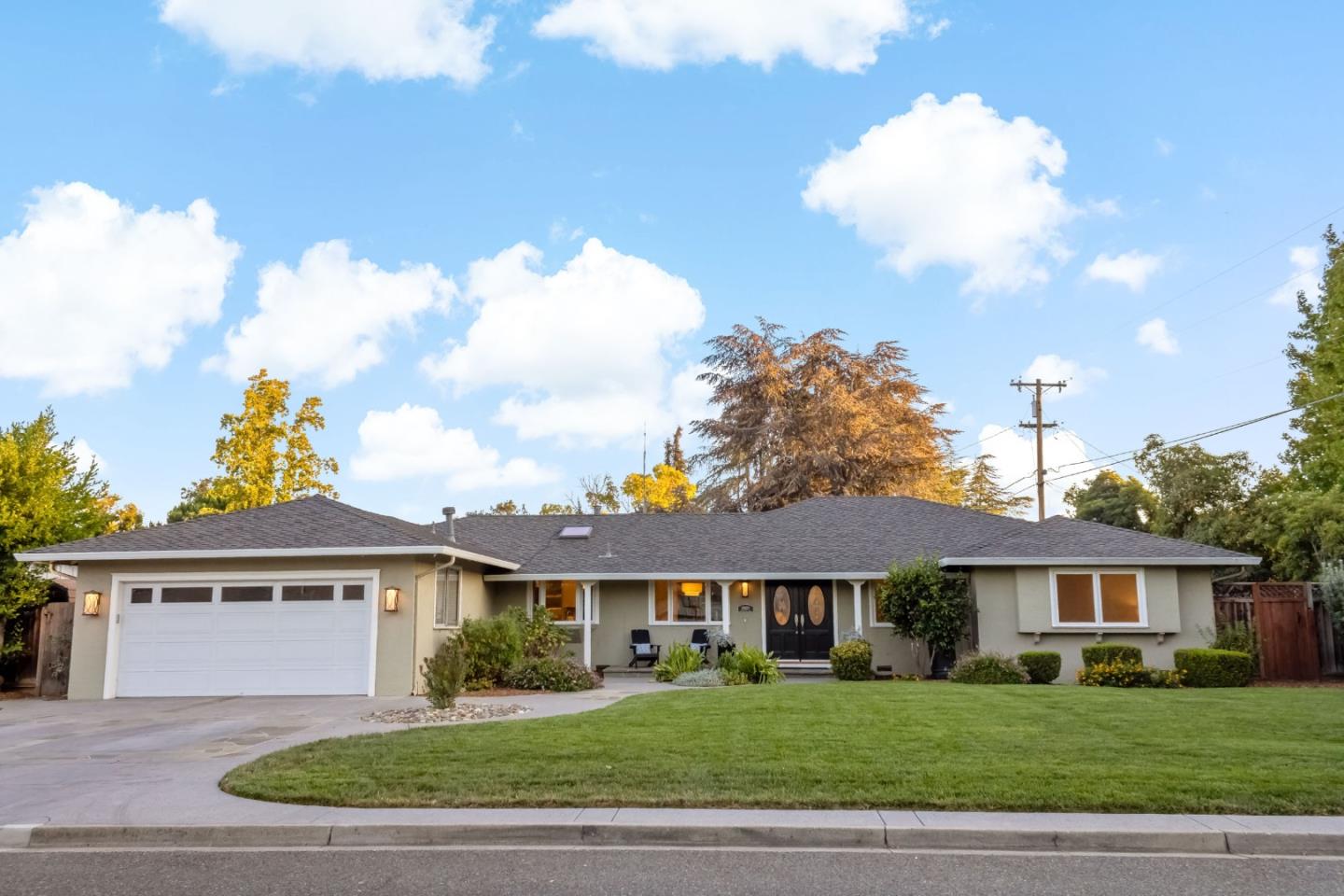 19920 Viewridge Drive