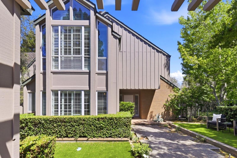 2941 Belmont Woods Way