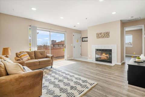 Photo of 25164 Copa Del Oro Drive #203, HAYWARD, CA 94545 (MLS # ML82039594)