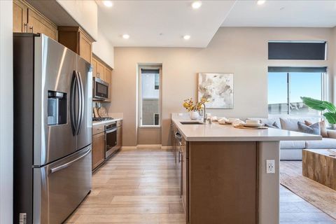 Tiny photo for 2981 Henry Miller Place #10, SAN JOSE, CA 95136 (MLS # ML82029330)