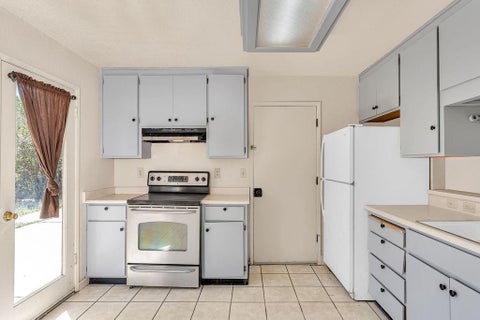 Tiny photo for 108 Friggs Court, LOS BANOS, CA 93635 (MLS # ML82062807)